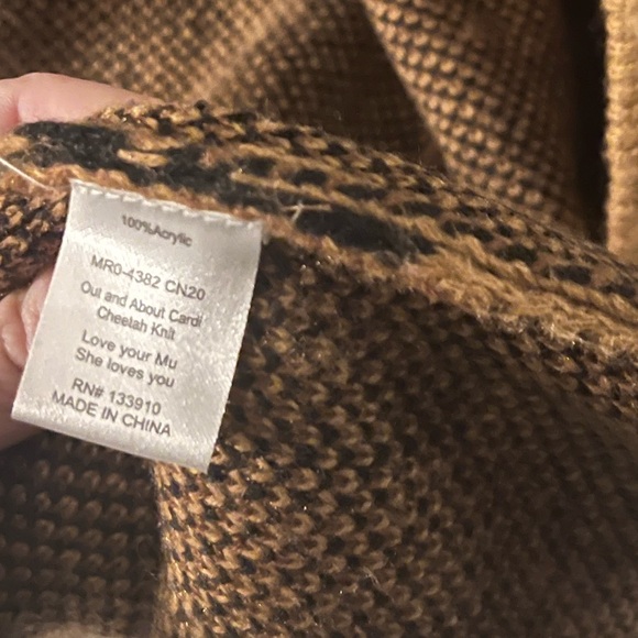 Show Me Your MuMu Out and About Heavy Knit Leopard Cheetah Print Large Cardigan - Picture 6 of 7